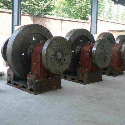 750RPM Peltonのハイドロ発電機600kw 100m水頭部94%の効率