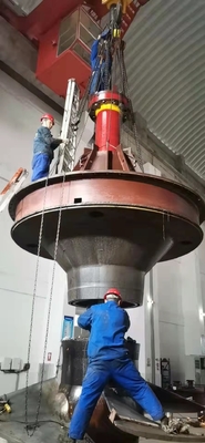 垂直配置 パターン 油水冷却性能向上付き水力タービン