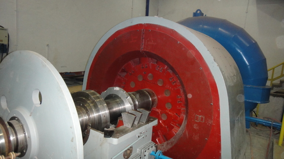 水冷却システム用水力タービン発電機