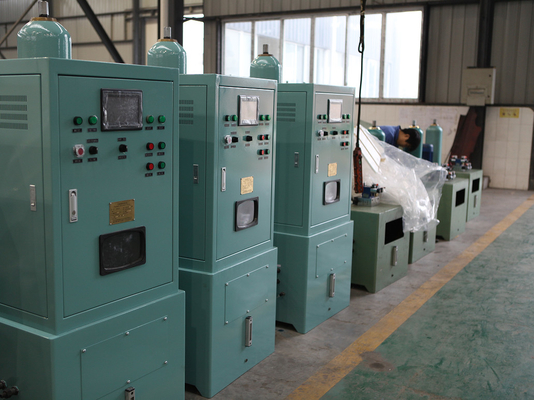 24 VDC電源とプログラム可能なPLC速度ガバナー