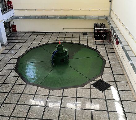 比類のない信頼性を備えた、中～高落差向けカスタム垂直フランシス水車