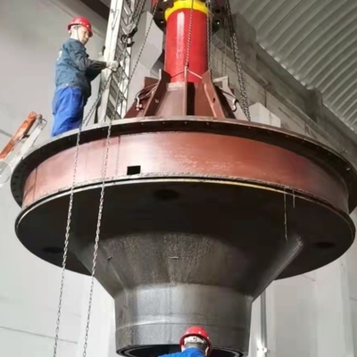 縦のマイクロ ハイドロ カプラン タービン発電機6000kwの調節可能な刃