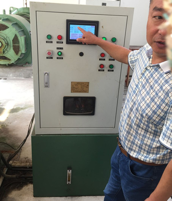 60hzハイドロ タービン発電機700Kgのためのプログラム可能なタービン速度知事