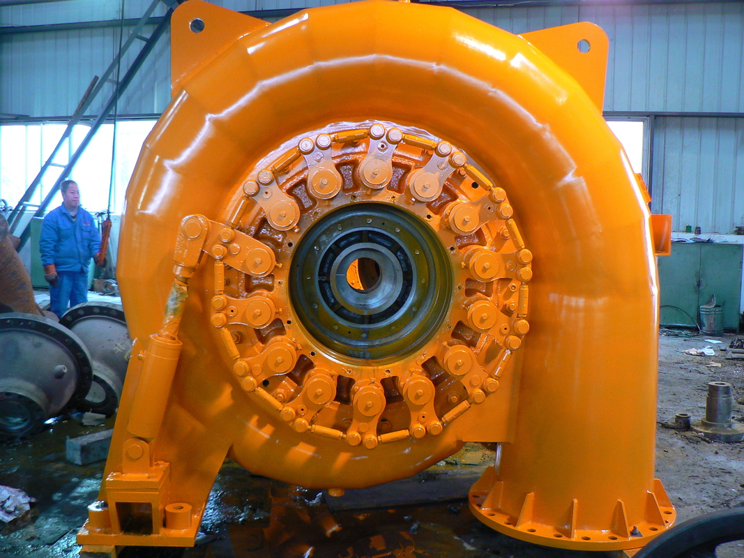 2 M3/s 入口流量 スタッドレスタイヤガイドバンのフレンチ水力タービン