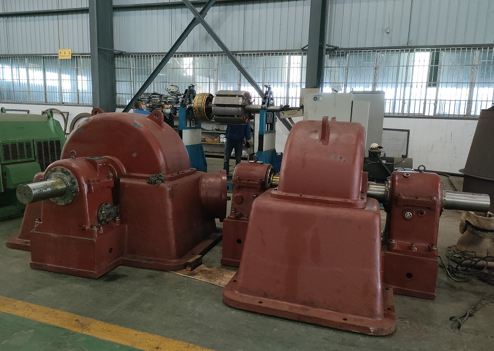 1 KW 100 KW 電力出力 トルゴ 水力衝動タービン 入力圧 1 Bar 10 Bar